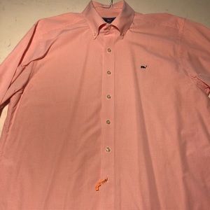 Vineyard vines whale shirt like new condition